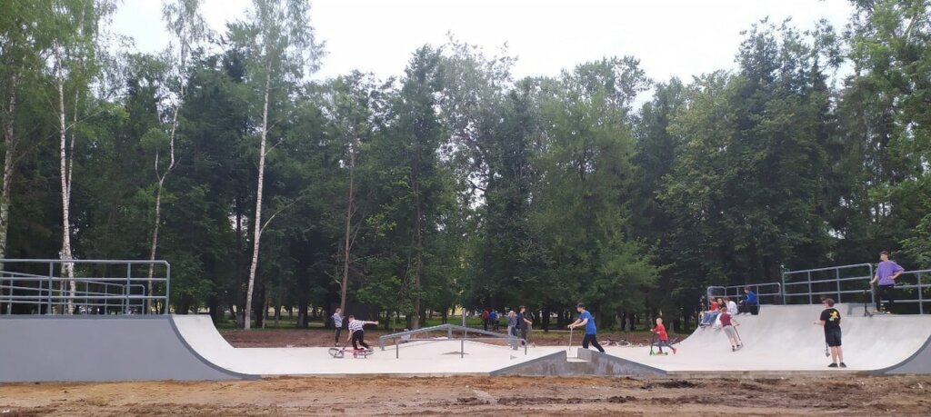 В Ржеве продолжается благоустройство скейт-парка В Ржеве продолжается благоустройство скейт-парка