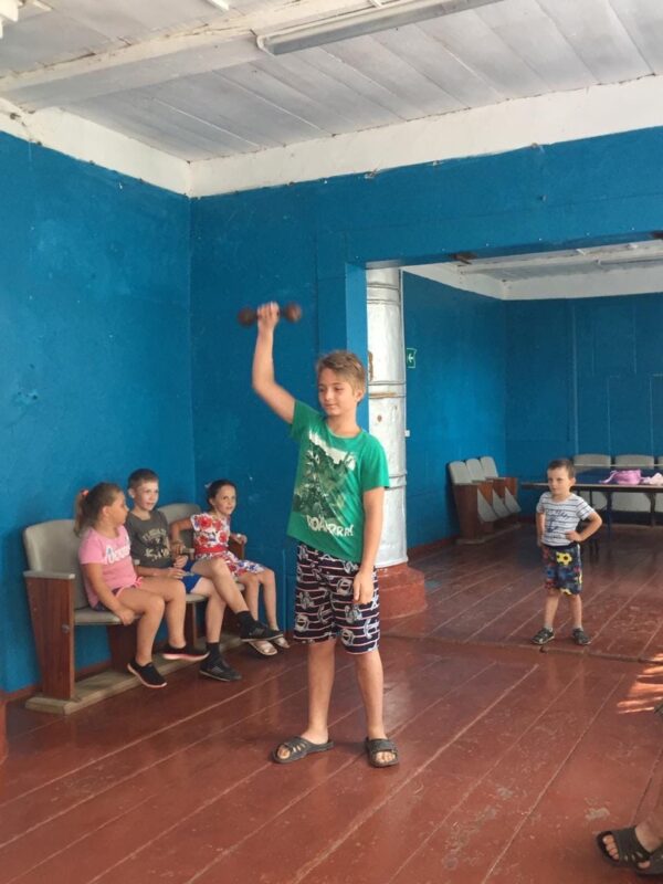 В одном из сел Тверской области для детей провели спортивное мероприятие
