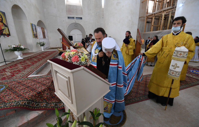 Игорь Руденя в День Собора Тверских святых вместе с жителями Твери присутствовал на богослужении в Спасо-Преображенском соборе