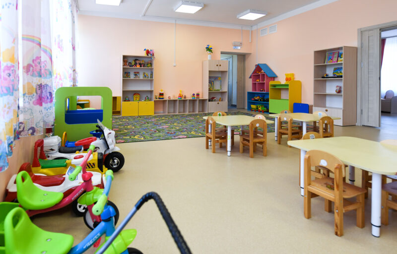 Во время рабочей поездки Игорь Руденя ознакомился с работой нового детского сада в поселке Ривицкий