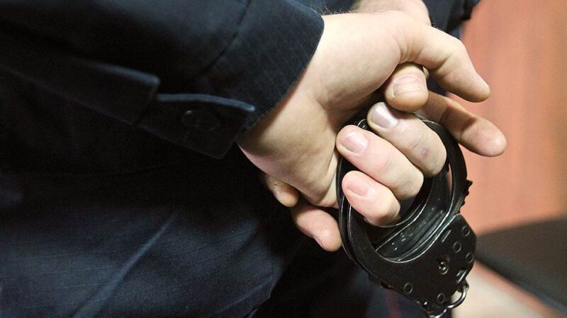 Тверские оперативники задержали серийного похитителя электронной техники В Тверской области мужчина незаконно хранил в своем доме растительный наркотик