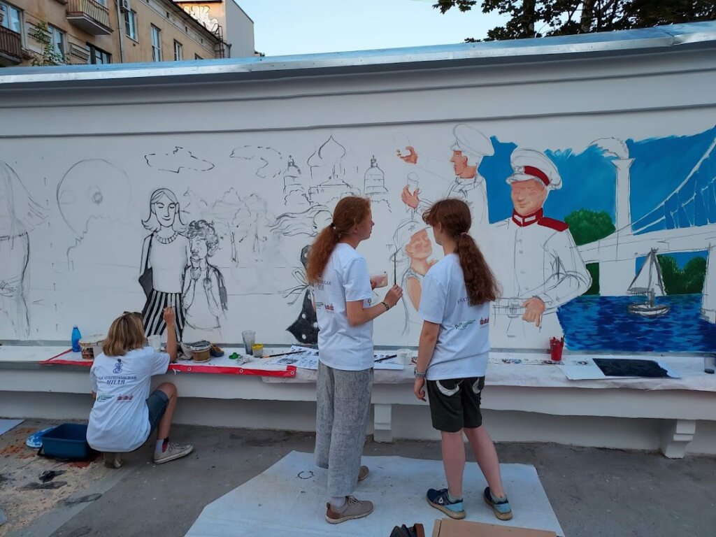 Историческое граффити на Студенческом переулке станет новой достопримечательностью Твери Историческое граффити на Студенческом переулке станет новой достопримечательностью Твери