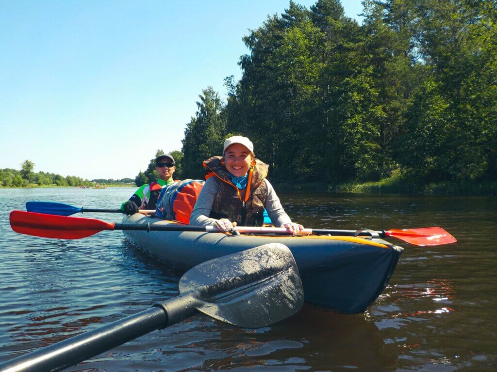 14 туристов клуба «Азимут» ТвГТУ сплавились по Вышневолоцкому водохранилищу