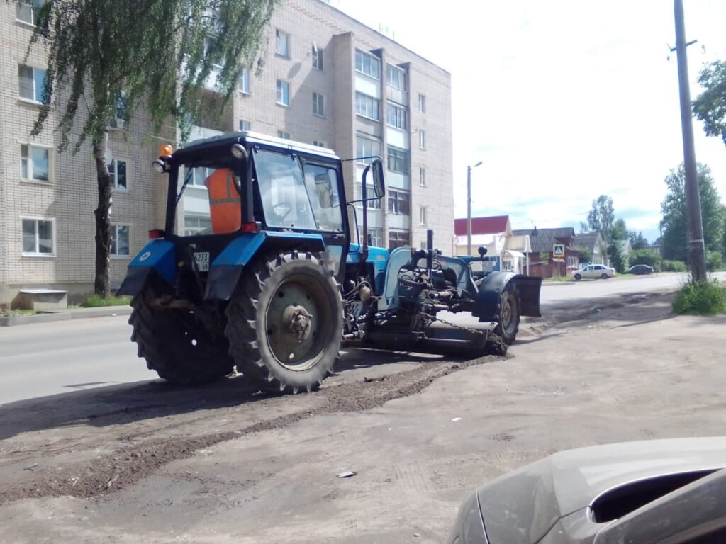 В Ржеве продолжают поддерживать чистоту и порядок