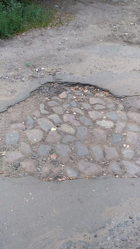 В Твери под асфальтом нашли старинную мостовую