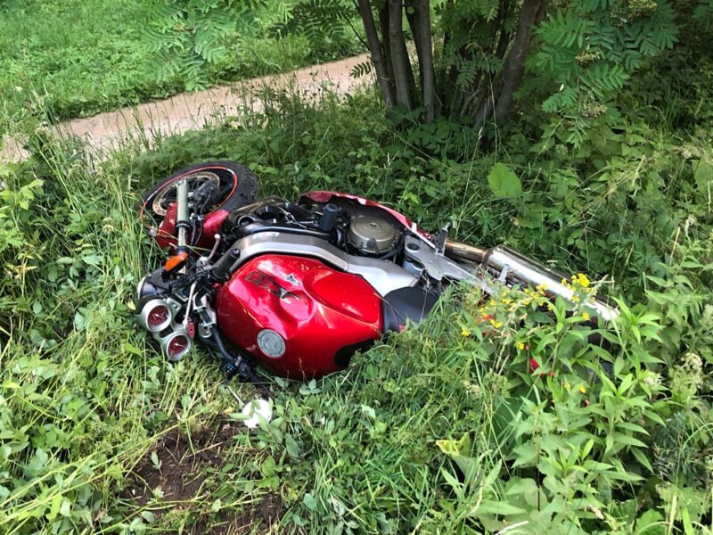 Авария с мотоциклом унесла жизнь пешехода в Торжке Авария с мотоциклом унесла жизнь пешехода в Торжке