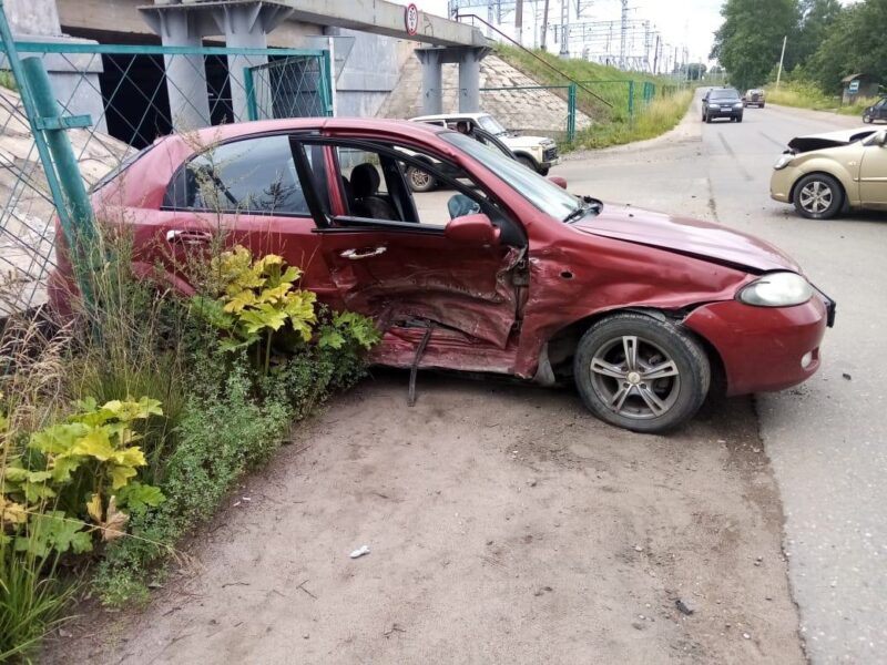 В Тверской области в аварии с тремя автомобилями пострадал 5-летний ребенок