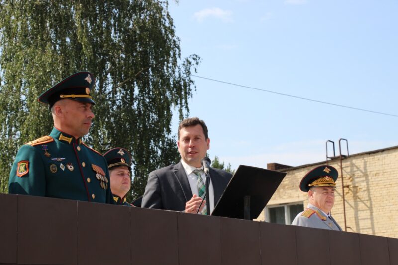 Владимир Мищенко произнёс слова поздравления ЗАТО Озерный Владимир Мищенко произнёс слова поздравления ЗАТО Озерный