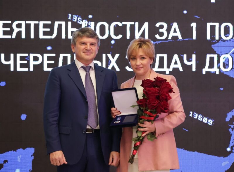 Игорь Маковский наградил сотрудников «Россети Центр» и «Россети Центр и Приволжье»