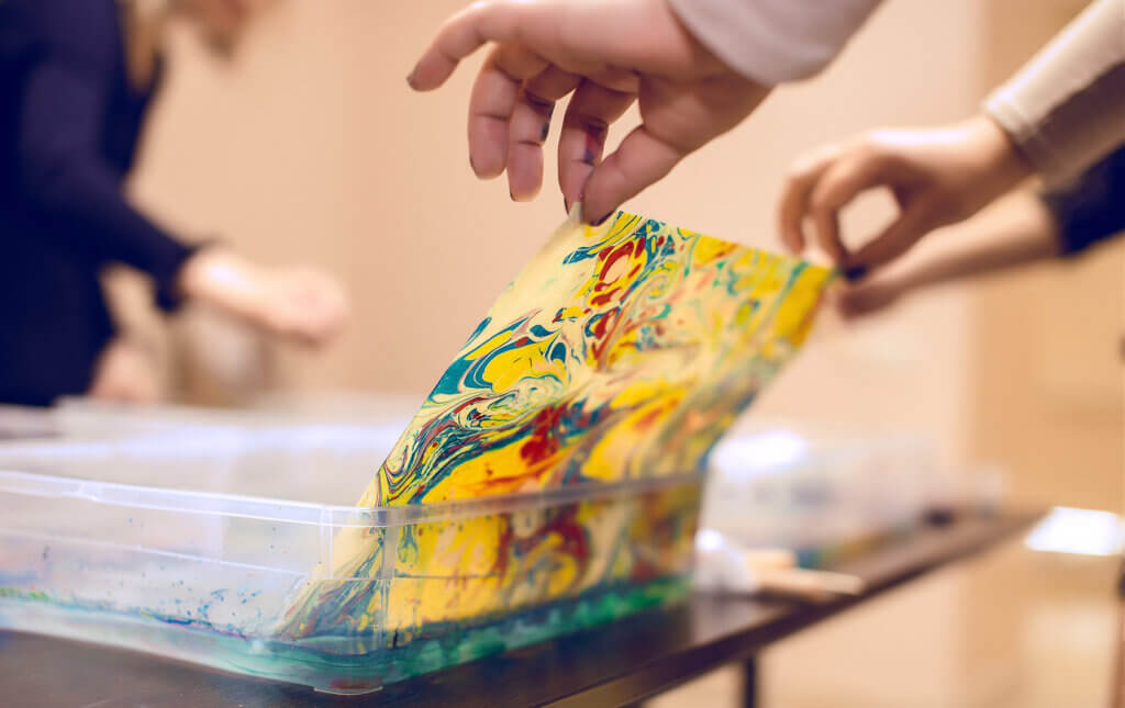 Музей Тверского быта приглашает научиться рисовать на воде Музей Тверского быта приглашает научиться рисовать на воде