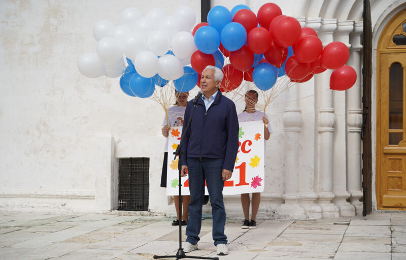 Игорь Руденя в Тверской области напутствовал будущих первоклассников