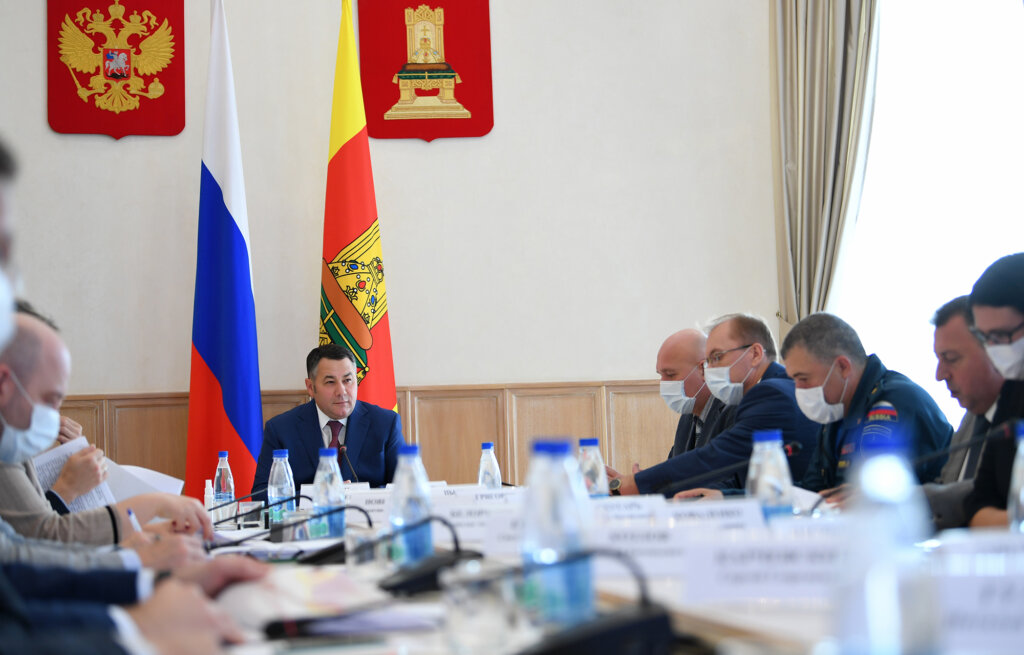 Игорь Руденя провёл заседание оперативного штаба по предупреждению завоза и распространения коронавирусной инфекции Игорь Руденя провёл заседание оперативного штаба по предупреждению завоза и распространения коронавирусной инфекции