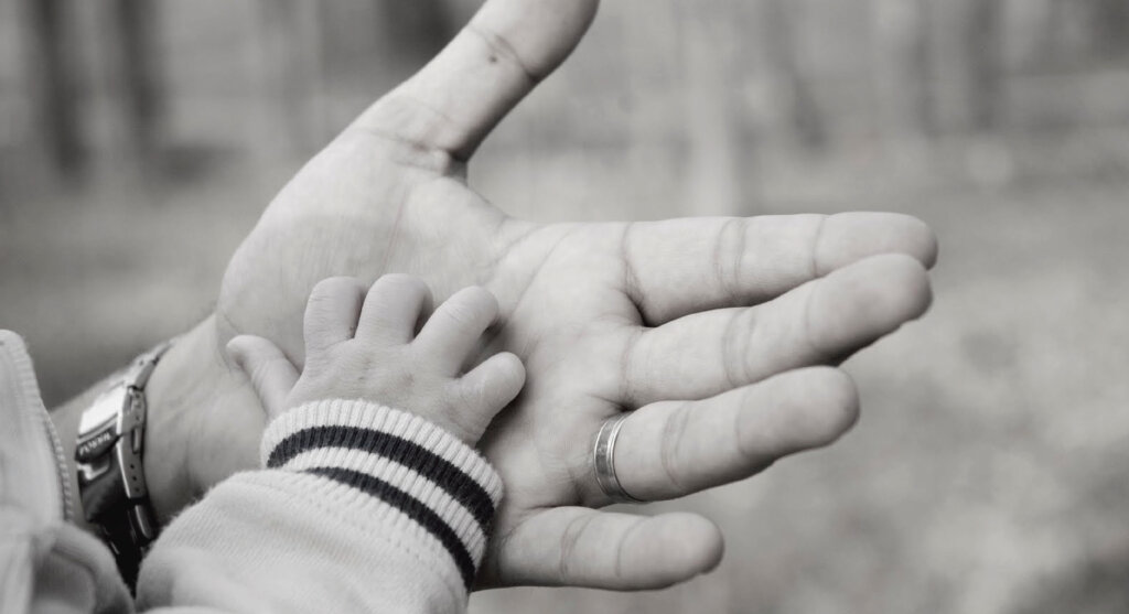 В Тверской области дедушка позаботился о внучке и лишил её мать родительских прав