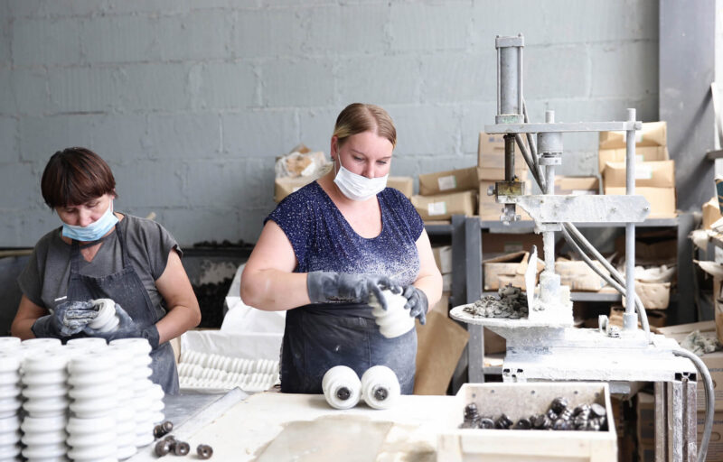 Андреапольский фарфоровый завод в Тверской области начинает создавать новые рабочие места и увеличит производительность