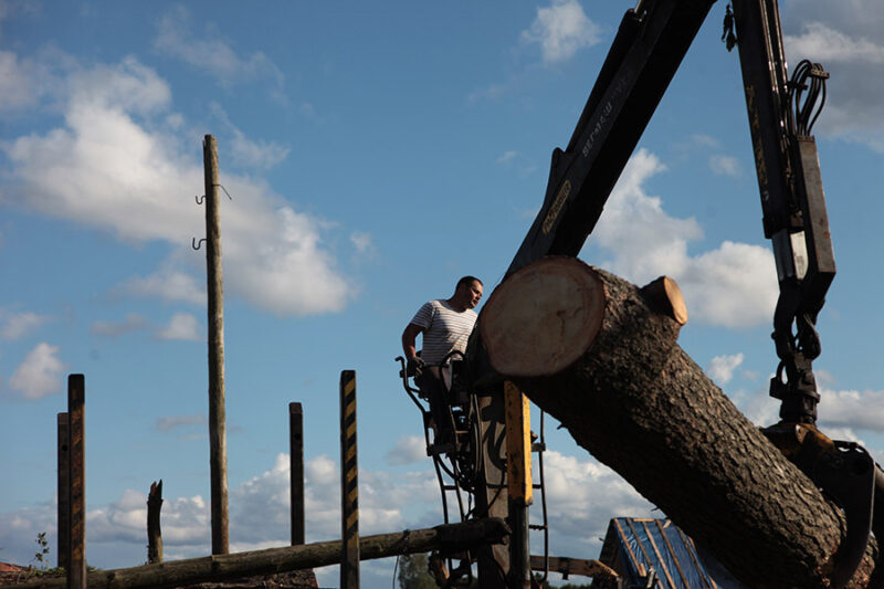 В Андреаполе продолжаются восстановительные работы