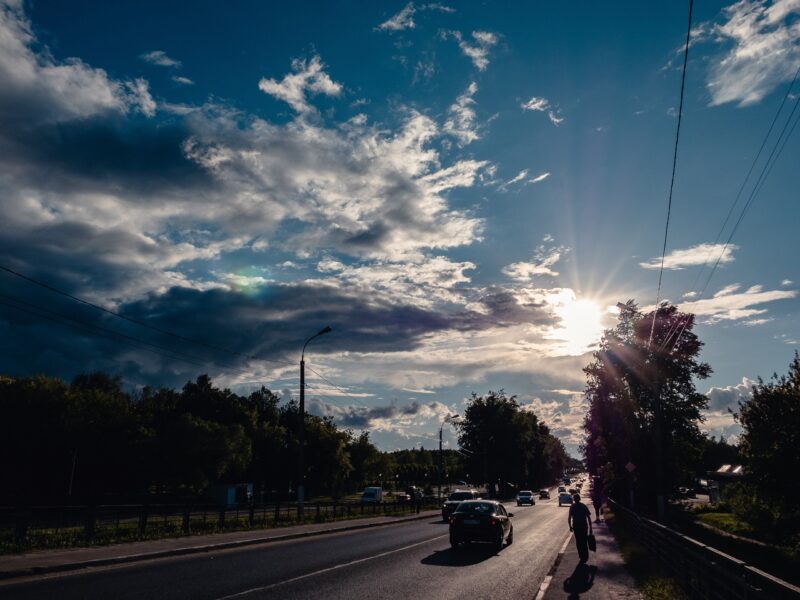 Тверской фотограф вспомнил майские деньки в преддверии осени