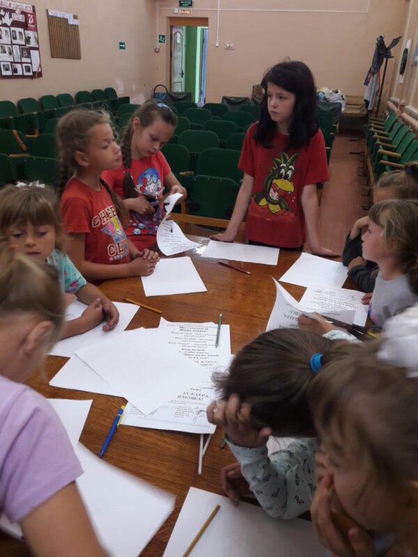 В ДК Ржевского района прошло мероприятие , посвященное Дню Российского флага