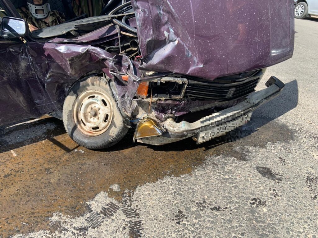 В Твери две женщины пострадали при аварии