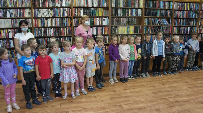 Нелидовских дошколят познакомили с библиотекой