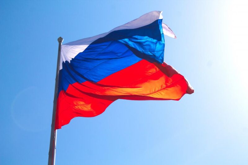 Юных жителей Твери приглашают принять участие в конкурсе "Флаг России- символ моей Родины" Юных жителей Твери приглашают принять участие в конкурсе "Флаг России- символ моей Родины"