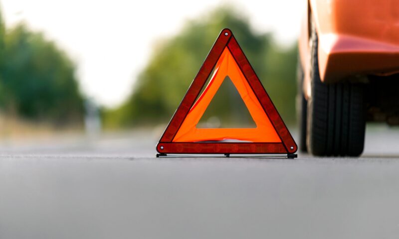 В Твери автомобиль сбил пешехода-нарушителя В Твери автомобиль сбил пешехода-нарушителя