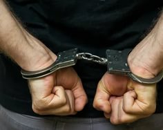 В Твери задержан руководитель компании, который пытался дать взятку должностному лицу В Тверской области мужчина ударил товарища ножом и закопал тело в близлежащем лесу
