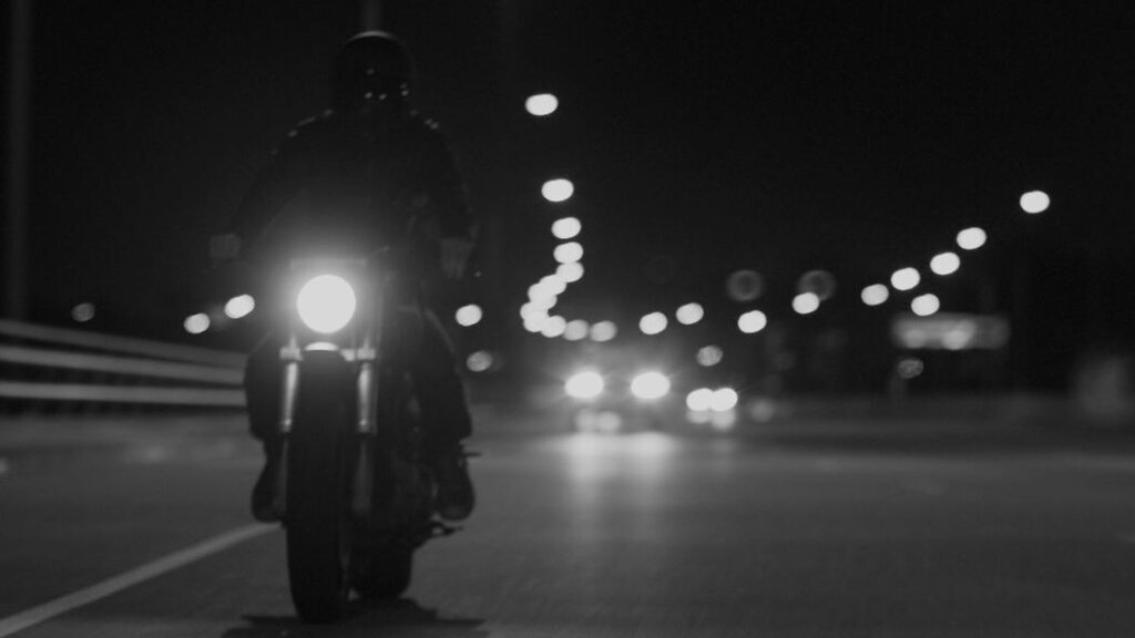 В Тверской области подросток на мотоцикле сбил человека