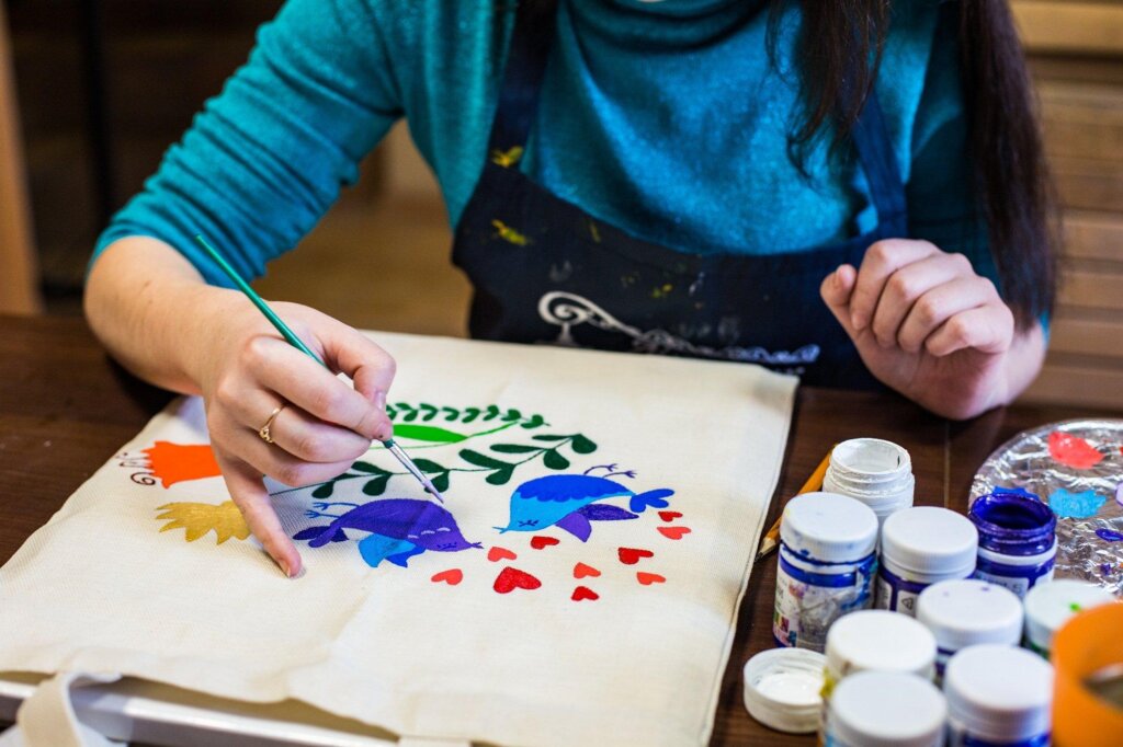 Тверской императорский дворец приглашает юных художников на мастер-класс