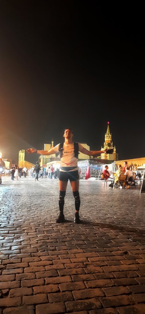 Тверской спортсмен добежал до Москвы Тверской спортсмен добежал до Москвы