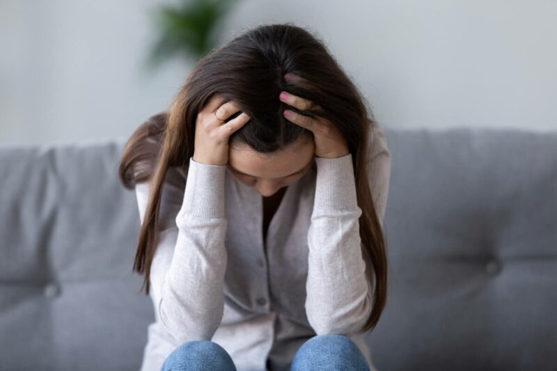 18-летняя жительница Твери отдала аферисту больше полумиллиона рублей 18-летняя жительница Твери отдала аферисту больше полумиллиона рублей