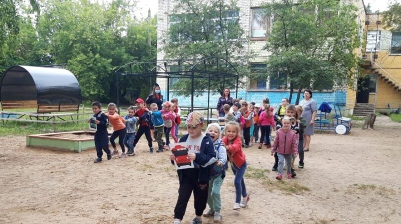 В Кимрах сотрудники Госавтоинспекции провели занятие с дошкольниками В Кимрах сотрудники Госавтоинспекции провели занятие с дошкольниками