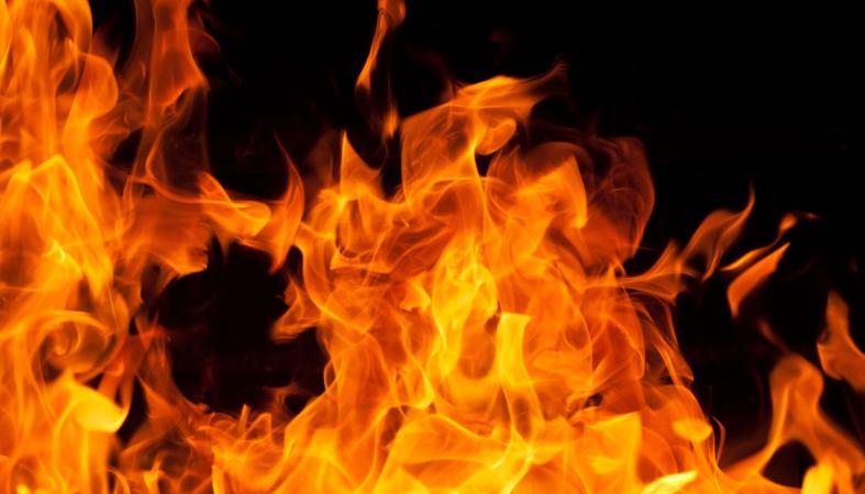 Игорь Руденя поручил оказать всю необходимую помощь жителям дома в Красном Холме, где произошел хлопок газа Игорь Руденя поручил оказать всю необходимую помощь жителям дома в Красном Холме, где произошел хлопок газа