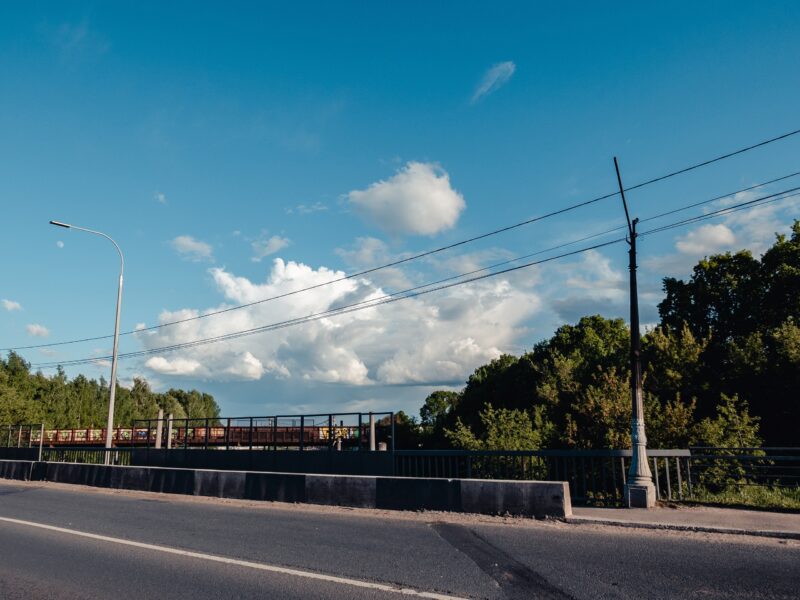 Тверской фотограф вспомнил майские деньки в преддверии осени