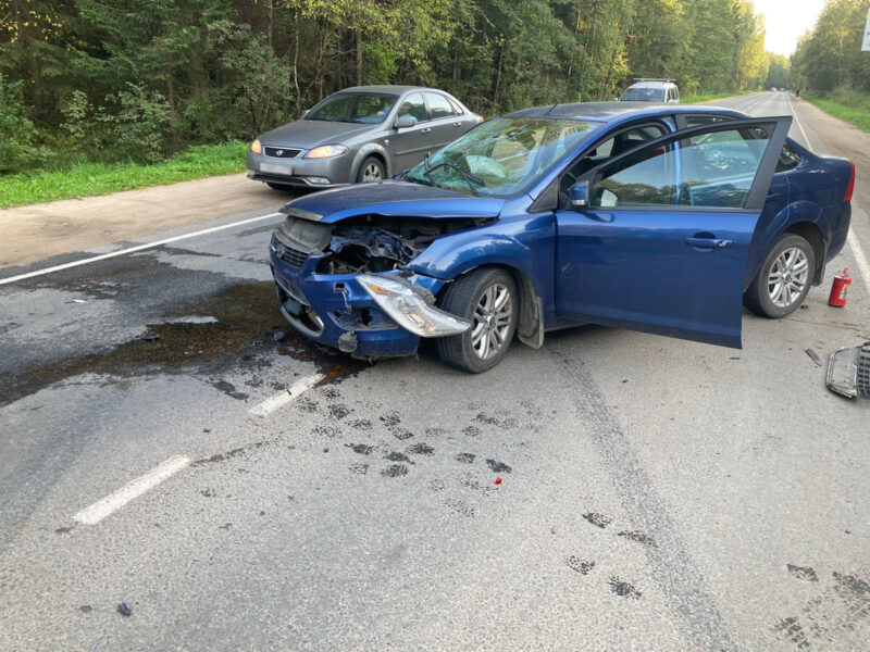 два человека получили травмы в ДТП