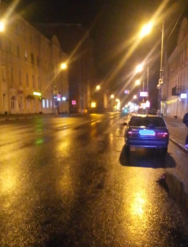 В Твери молодой водитель без прав наехал на пьяного пешехода