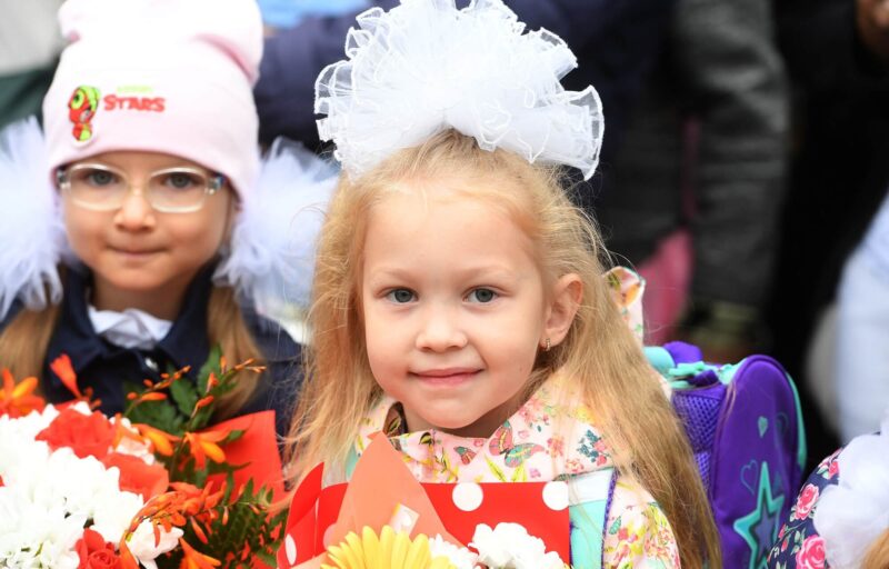 В Твери Игорь Руденя принял участие в торжественной линейке