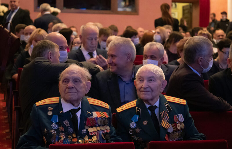 Заслуженные жители Тверской области поддержали стратегию развития региона Игоря Рудени