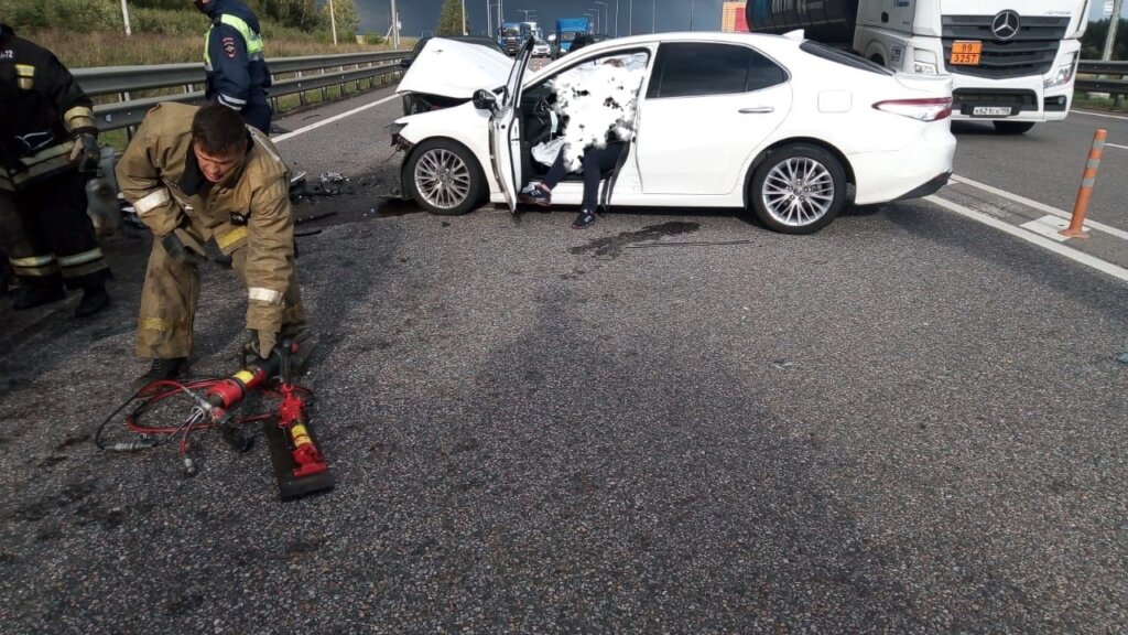 Крепкий сон спровоцировал серьёзное ДТП в Калининском районе