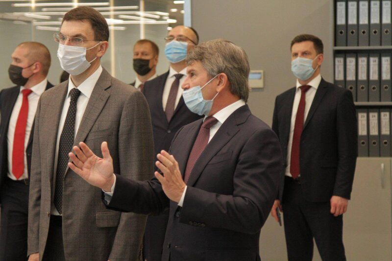 Полномочный представитель Президента России в Центральном федеральном округе Игорь Щеголев посетил ЦУС «Россети Центр» в Рязани