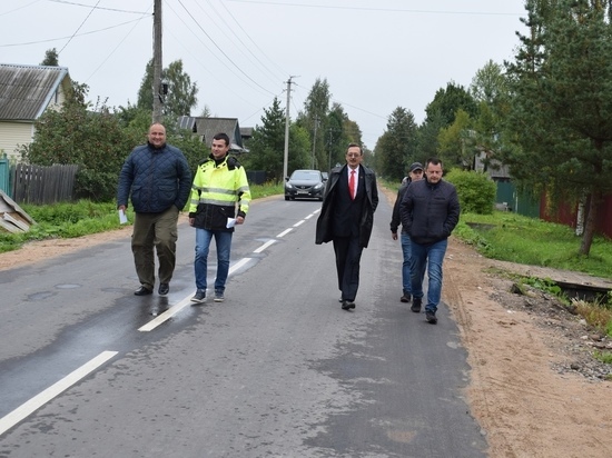 В Оленинском округе начали асфальтировать частный сектор