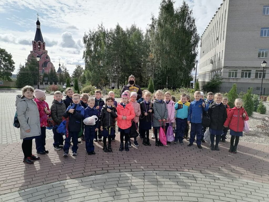 В Ржеве школьников научили выбирать безопасный маршрут до дома