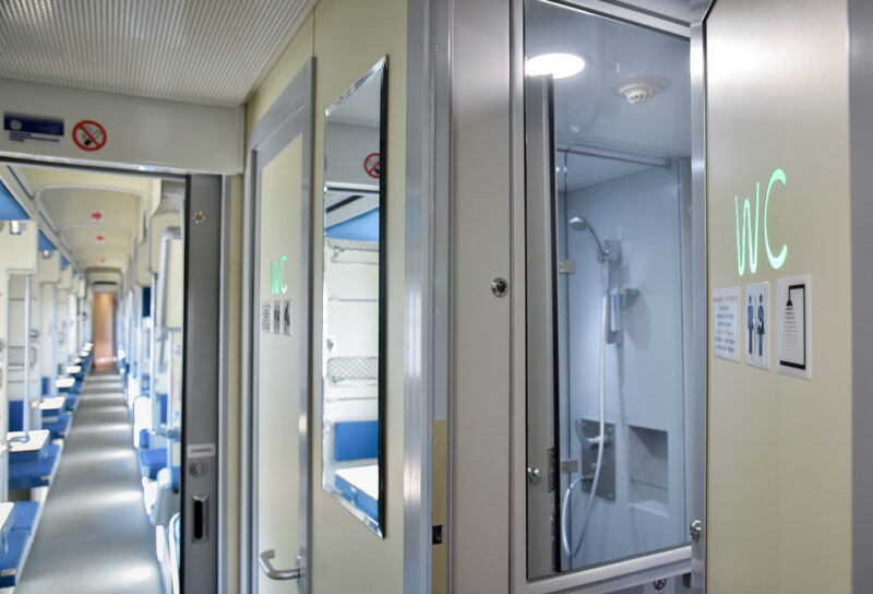 Вагоны, произведённые в Тверской области, катают победителей «Большой перемены»