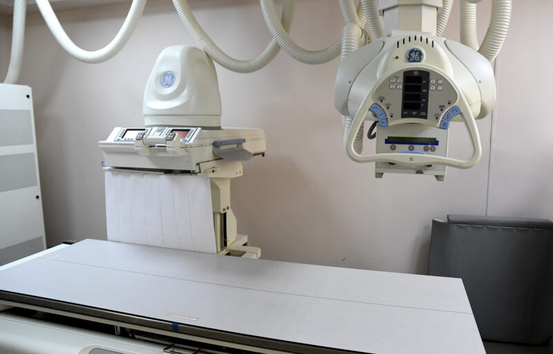 Нелидовской ЦРБ глава региона Игорь Руденя передал электрокардиограф