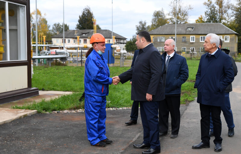 Глава региона Игорь Руденя осмотрел автоматизированную котельную в Нелидово