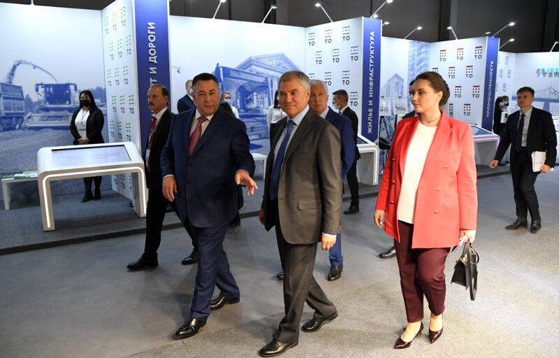 Медики, политики, ветераны: с кем встречается лидер тверских волонтеров