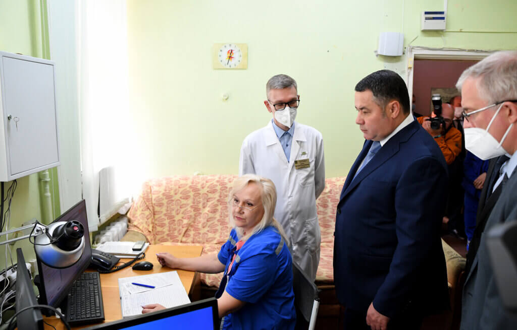 Губернатор Игорь Руденя посетил Конаковскую ЦРБ Губернатор Игорь Руденя посетил Конаковскую ЦРБ