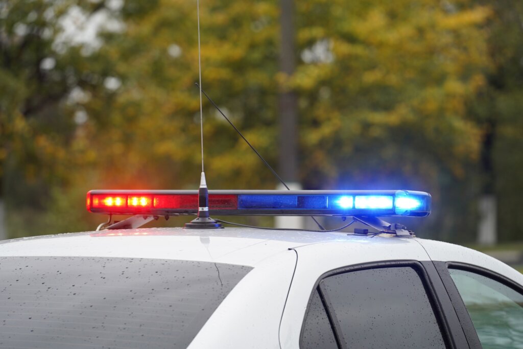 В Тверской области водитель Газели, сдавая задним ходом, сбил пешехода Житель Подмосковья пытался дать взятку сотруднику ГИБДД в Тверской области