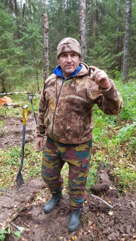 На территории Ржевского района поисковики нашли останки трех бойцов Красной Армии