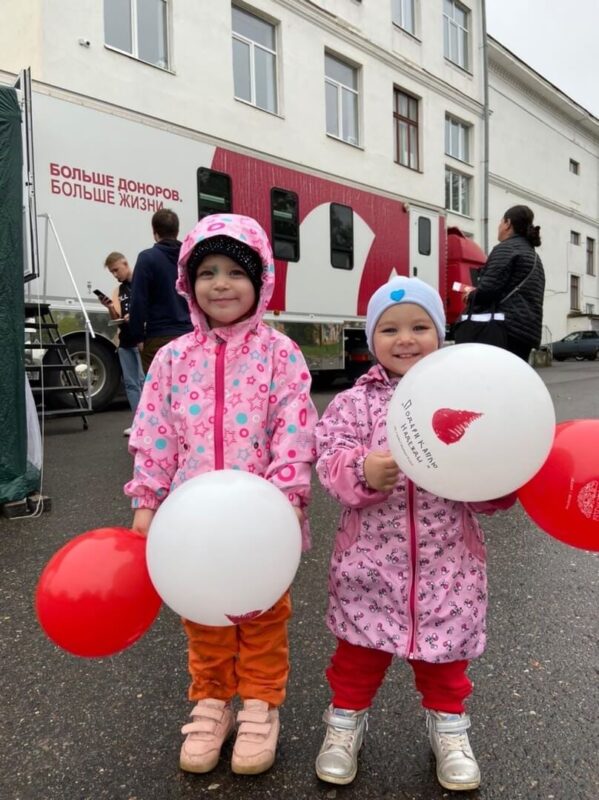 В Торжке прошла масштабная донорская акция, организованная медиками и Юлией Сарановой