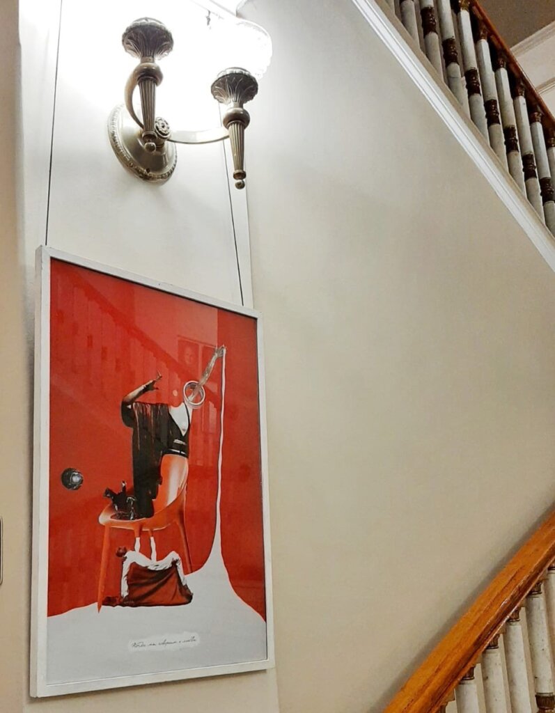 Тверской ТЮЗ украсили коллажи Максима Полякова Тверской ТЮЗ украсили коллажи Максима Полякова